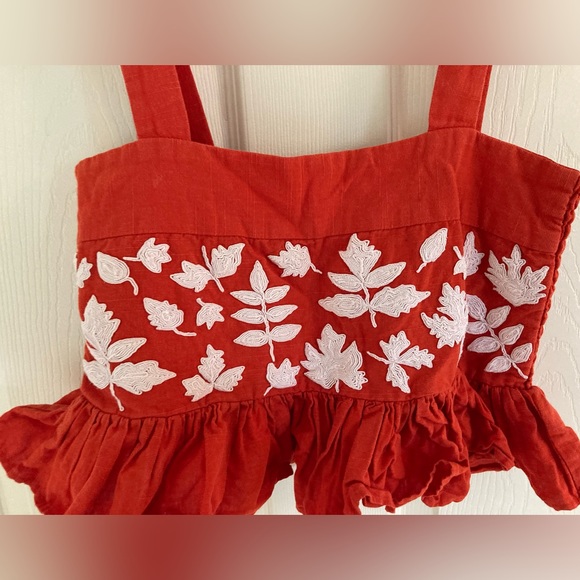 SOLD Carolina K Linen Crop Top - Picture 2 of 10